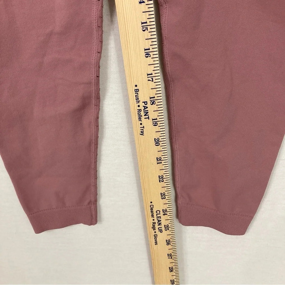 Uniquely Lorna Jane Pink Mauve Seamless Leggings Size Large - Picture 7 of 10
